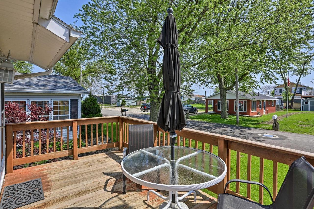 Home With Lake-View Deck By Camp Perry And Magee Marsh ポート・クリントン エクステリア 写真