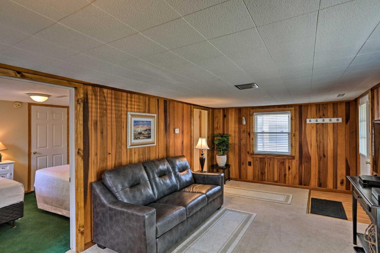 Home With Lake-View Deck By Camp Perry And Magee Marsh ポート・クリントン エクステリア 写真